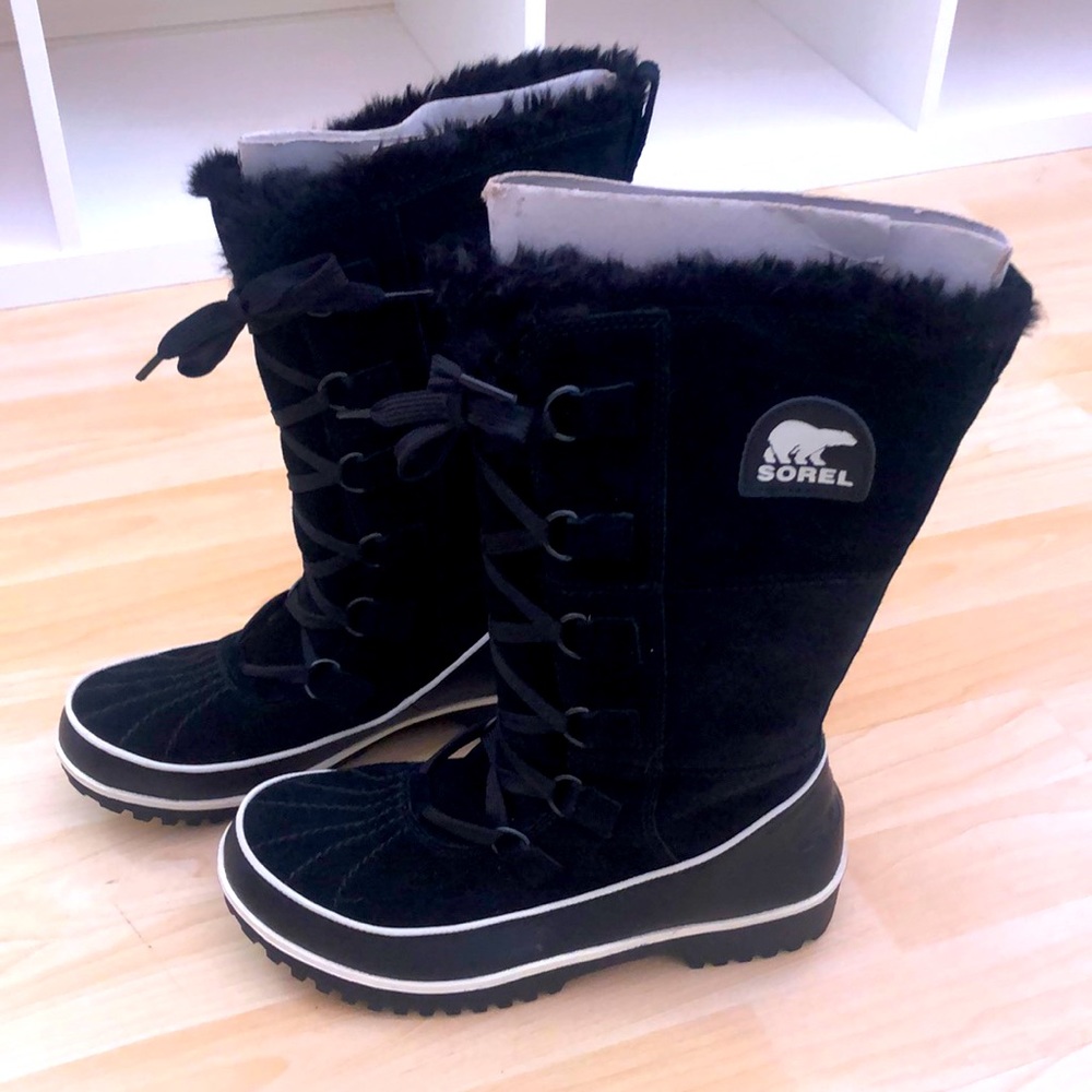 NIB Sorel Tivoli High II Snow Boots